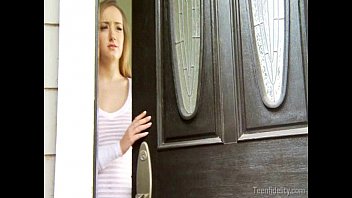 Kelly Madisons Hubby Timewarps Pour La Baiser Comme Teen