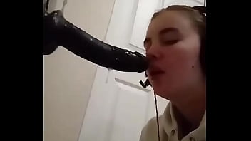 Video White thot deep throating her fat black dildo