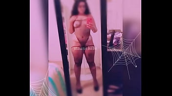 Modelando Mi Ropa De Putita...