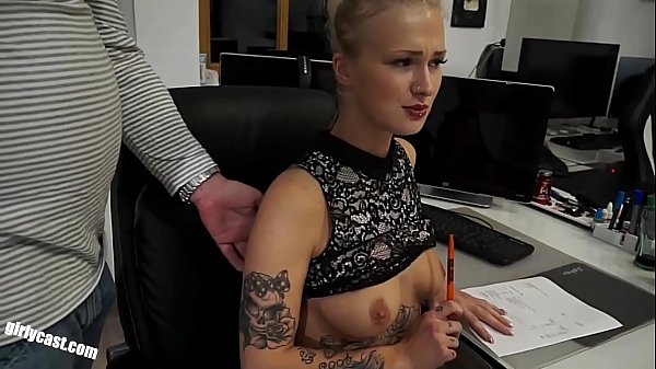 Lia & Kathi - The fucking job interview
