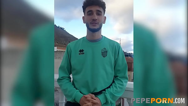 Malafalda the QUEEN OF KINK deflowers a clueless dude that can't believe it