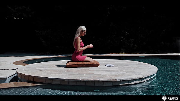 TIME FREEZE - Photographer Fucks Celebrity Yoga Influencer Veronica Leal In Her Mansion