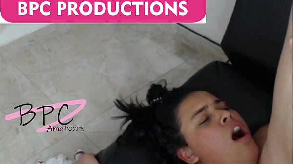 O casting para a gordinha termina em ANAL CREAMPIE