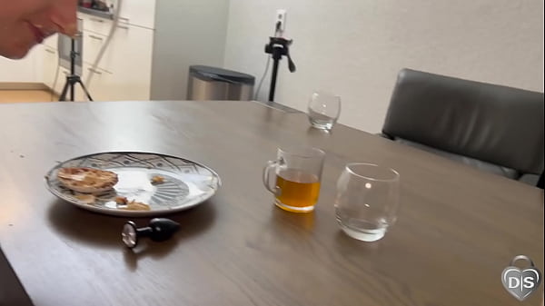 Food play with Noortje