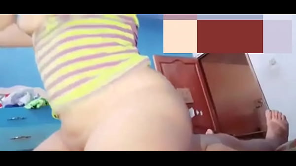 Montado em um pau grande