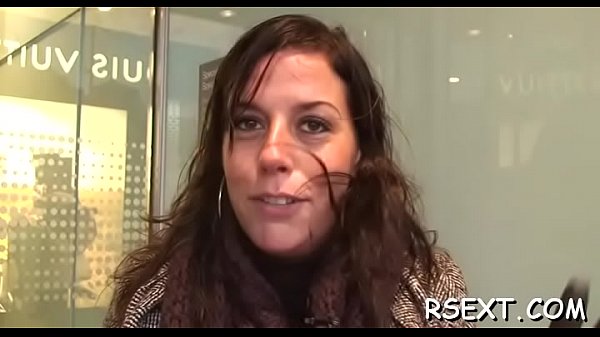 Lewd stud betaalt Amsterdam voor steag seks