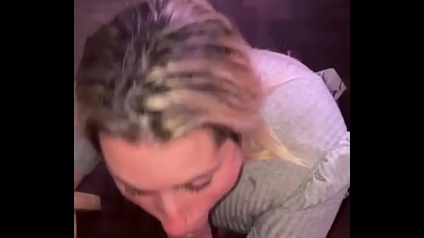 10 minute of deepthroat slut blonde love dick