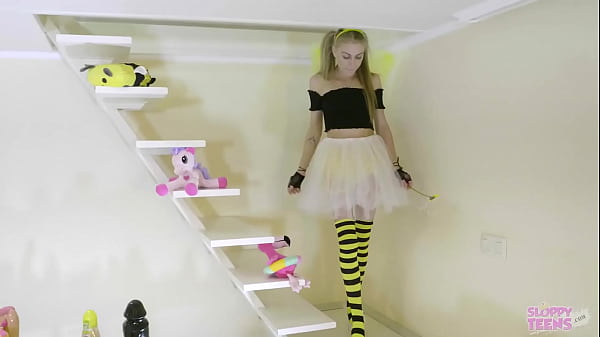 Little Bee Flat Chest Cute Face Sucks Cocks - Trailer#01 Bonnie Dolce