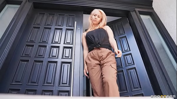 Roll Play – Part 1 Savannah Bond / Brazzers/ Enter XVPROMO on official site for discount