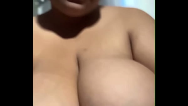 Peitos grandes de bbw me deixaram louco