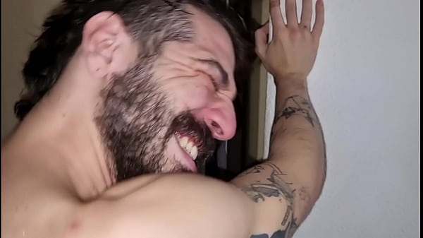 o vizinho Kinky Chaser mamou gostoso e tomou leite no cu bem ido