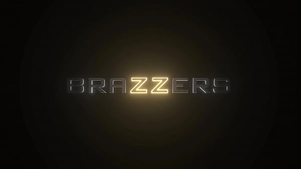 Sexy Clean Up With Liz Jordan.Liz Jordan / Brazzers  / stream full from www.zzfull.com/xwe