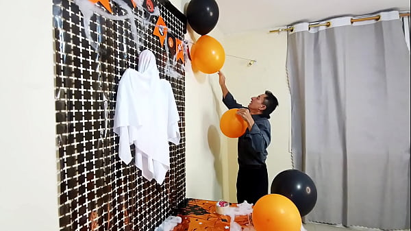 Busty and big-ass stepdaughter celebrating Halloween with her stepdad