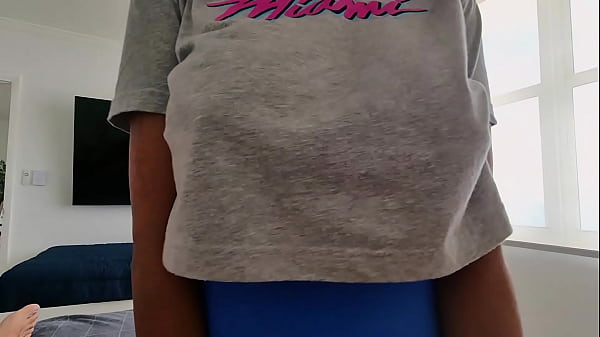 Hot Perfect Housewife Thumbnail