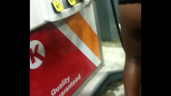 Public show with the wife Thumbnail