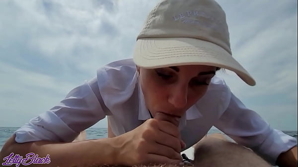 Outdoor Blowjob - She Extracted And Swallowed All the Cum