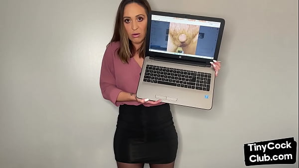 Solo SPH babe falando sobre pintos pequenos de forma humilhante