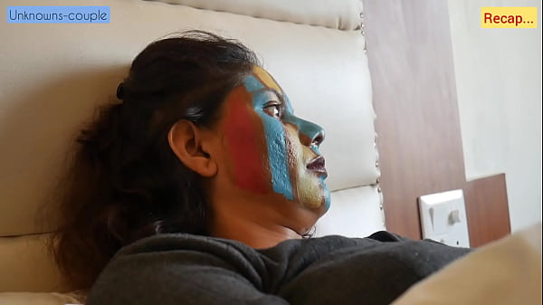 Sexy Rachna Turns Lusty on Hills with Room Service Guy