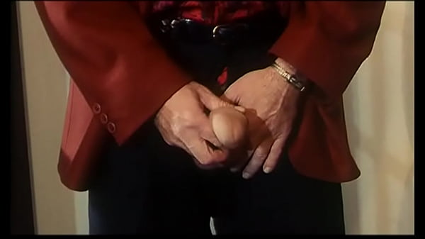 Cicciolina is expert about wet pussy - (The unforgettable Vintage porn in Full HD Restyling)