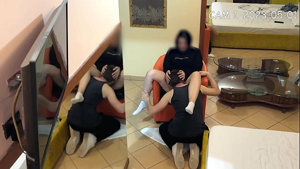 Cam Caught University friends, boy eats hot brunette's pussy