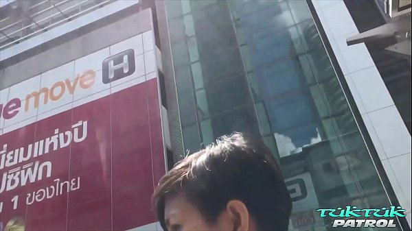 TukTukPatrol Little Thai Momma Drains Tourist Cock