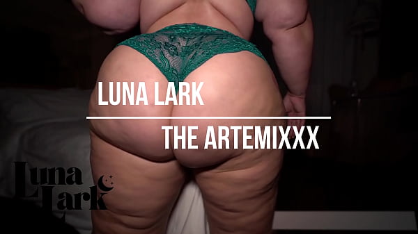 A sexy BBW Luna Lark faz sexo com o Artemixxx
