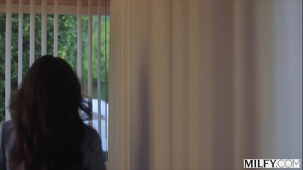 MILFY Cock-hungry realtor Penny can't resist his hard dick