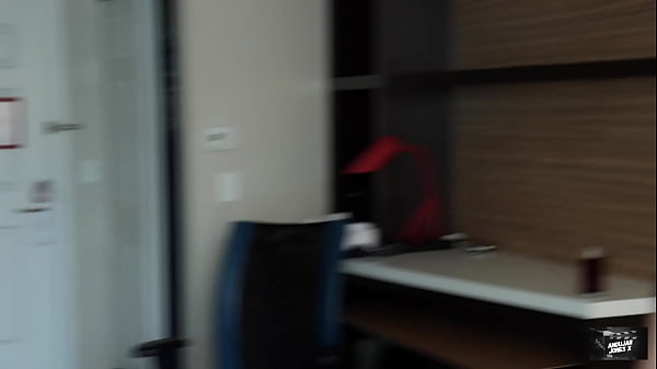 Emily Sky Selects a Fan to Fuck Her Bareback and Give Her a Big Creampie....A Real Fuck a Fan Video