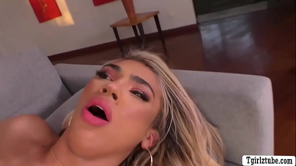 TS brasileiro fica burro fodido por cara asiático