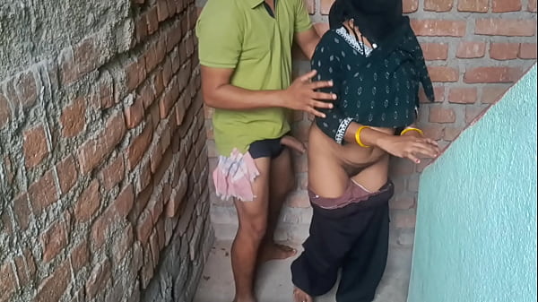 younge Indian muslim women Thumbnail