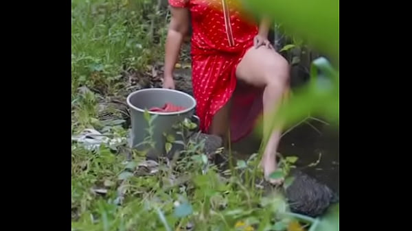 Mallu aunty hot showing all body partsshow and pee full open  89- 860 '10  '4 88