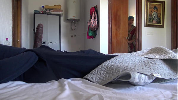 A Turkish hotel maid is disturbed when tourist shows his big black cock
