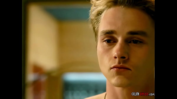 Sydney Sweeney full frontal in the voyeurs