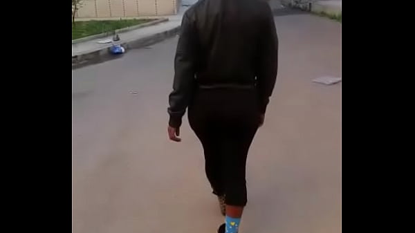 Gold ass to fuck Thumbnail