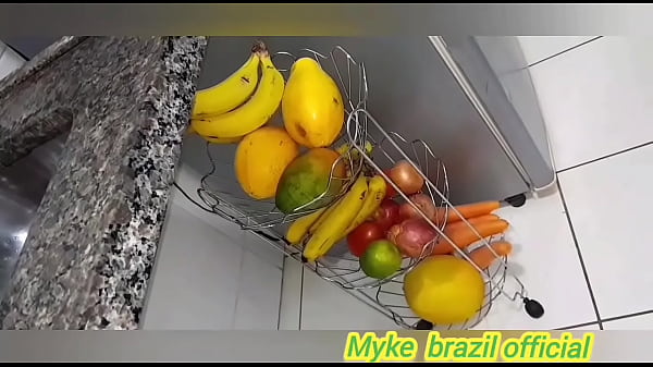 Eu. O vagabundo é minha namorada Cibele Pacheco somos viciados em sexo a gente transa gostoso ela adora dar o cuzinho veja completo no sheer e Red