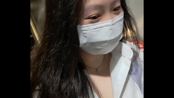 Uma viagem de negócios casual - com roupa sexy e exposição em público