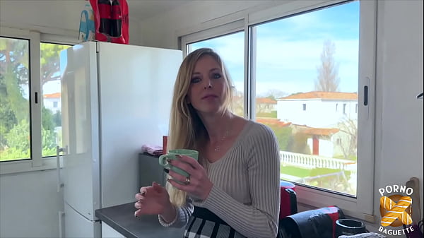 Aurbeaureal s'éclate avec une amie sexy