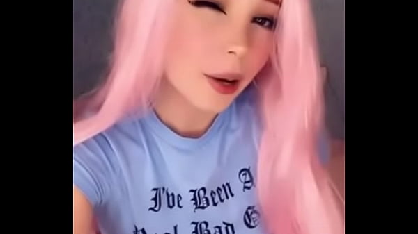 Belle Delphine tits