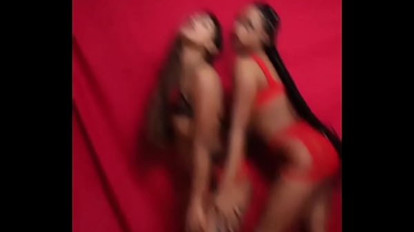 Two GoddessesCasal KlientVicky Ménage#portrait #sexy #hotwifetapatía #brunett#xvideosِ Thumbnail