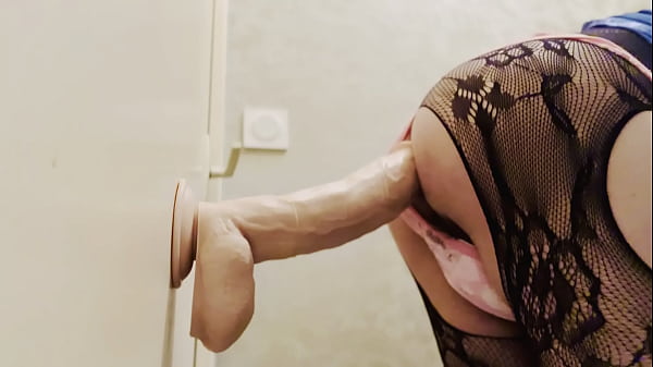 Salope a gros gode 2