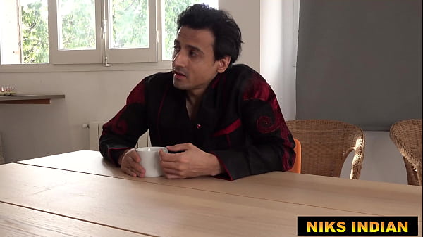 सुल्ताना बेगम ने अपनी बुर का सौदा करके भाईजान का कर्ज़ा चुकाया