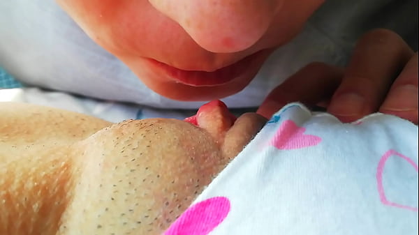 Helped my stepsister to have an orgasm with cunnilingus (Squirt Orgasm 69)