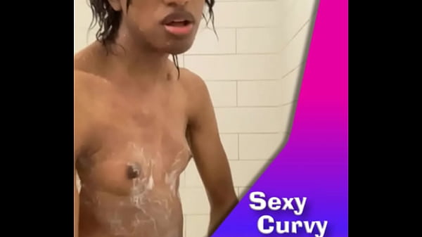 POV ASMR Sexy Curvy Femboy Sissy brinca no chuveiro