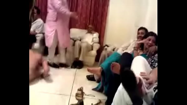 Toda a família se divertindo