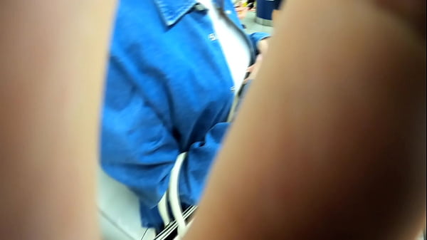 艶やかな長い黒髪の女性(二十代)が街を気ままに散策する Yちゃん＠渋谷【清楚系/黒髪/ポニテ/ミニスカ/生足/美脚】#パンチラ盗撮 #電車痴● #自宅侵入 #