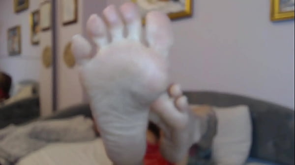 Foot tease Thumbnail