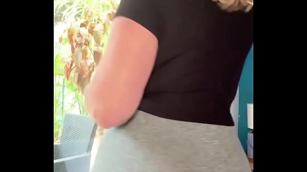 When I follow my hairstylist advice and don’t wash my hair for three days. I’ve been a nasty girl. #dirtyHair #nastyGirl Thumbnail