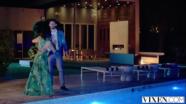 VIXEN Cheating Queenie gets creampied by ex BF