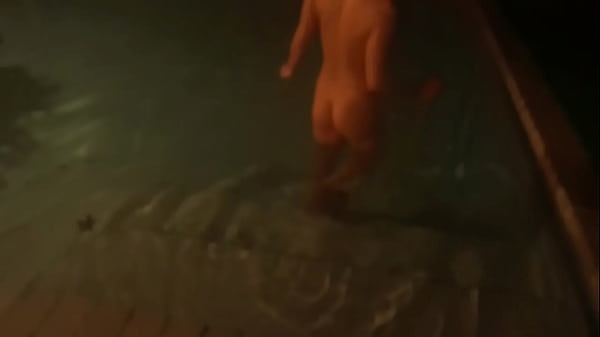 Ghetto tatted stripper slut gets pounded - behind the scenes interview