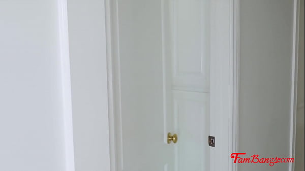 My Step Sis Sneaks Inside The Bathroom And Fucks Me